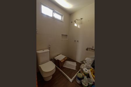 Casa de condomínio à venda com 300m², 5 quartos e 3 vagasBanheiro/Suíte 5