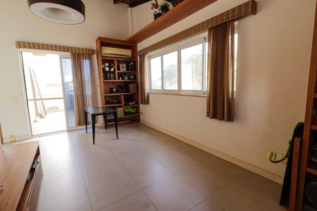 Casa de condomínio à venda com 300m², 5 quartos e 3 vagasSuíte 5