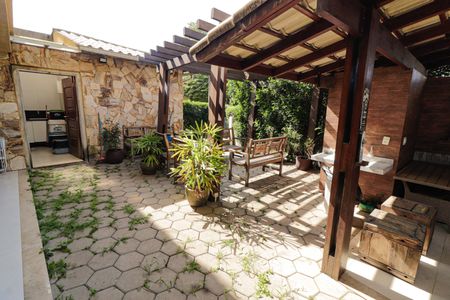 Casa de condomínio à venda com 300m², 5 quartos e 3 vagasÁrea comum