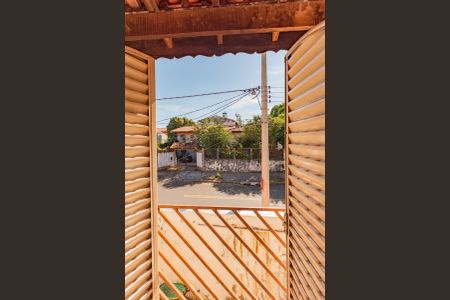 Casa à venda com 340m², 4 quartos e 4 vagas Casa à venda com 340m², 4 quartos e 4 vagasVista do Quarto 1