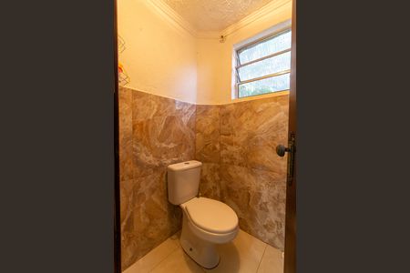 Casa à venda com 160m², 3 quartos e 2 vagasBanheiro 1 