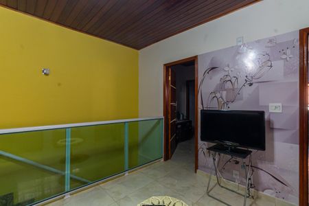 Casa à venda com 160m², 3 quartos e 2 vagasSala