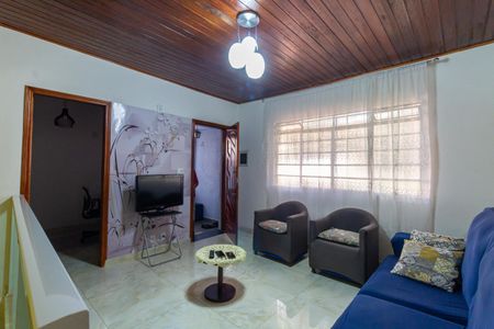 Casa à venda com 160m², 3 quartos e 2 vagasSala