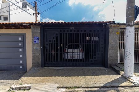Casa à venda com 160m², 3 quartos e 2 vagasFachada