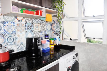 Apartamento à venda com 75m², 3 quartos e 1 vaga Apartamento à venda com 75m², 3 quartos e 1 vagaDetalhe - Cozinha e Área de Serviço