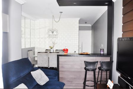 Apartamento à venda com 75m², 3 quartos e 1 vaga Apartamento à venda com 75m², 3 quartos e 1 vagaDetalhe - Sala