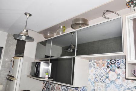 Apartamento à venda com 75m², 3 quartos e 1 vaga Apartamento à venda com 75m², 3 quartos e 1 vagaDetalhe - Cozinha e Área de Serviço
