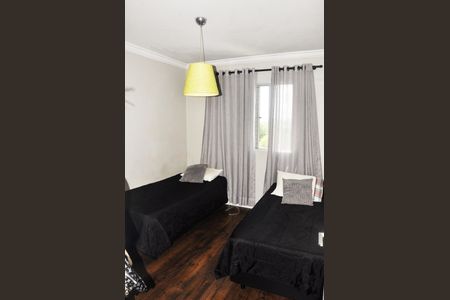 Apartamento à venda com 75m², 3 quartos e 1 vaga Apartamento à venda com 75m², 3 quartos e 1 vagaDetalhe - Quarto 02