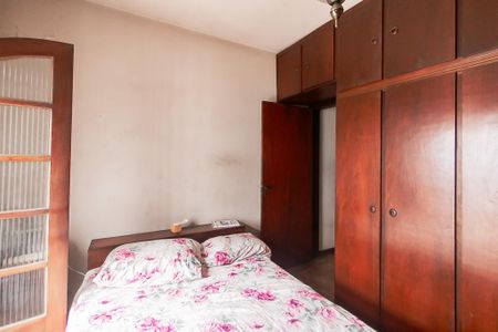 Casa à venda com 250m², 3 quartos e 2 vagas Casa à venda com 250m², 3 quartos e 2 vagasSuíte