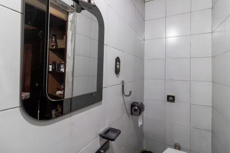 Casa à venda com 250m², 3 quartos e 2 vagas Casa à venda com 250m², 3 quartos e 2 vagasBanheiro da Suíte