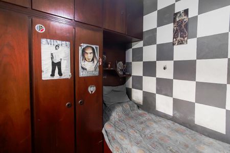 Casa à venda com 250m², 3 quartos e 2 vagas Casa à venda com 250m², 3 quartos e 2 vagasQuarto 1