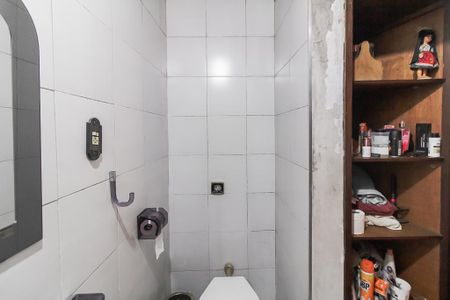 Casa à venda com 250m², 3 quartos e 2 vagas Casa à venda com 250m², 3 quartos e 2 vagasBanheiro da Suíte