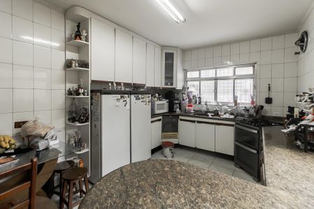 Casa à venda com 250m², 3 quartos e 2 vagas Casa à venda com 250m², 3 quartos e 2 vagasCozinha