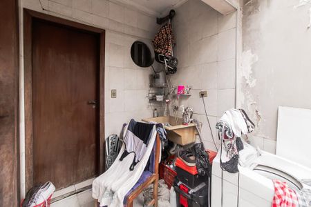 Casa à venda com 250m², 3 quartos e 2 vagas Casa à venda com 250m², 3 quartos e 2 vagasÁrea de Serviço