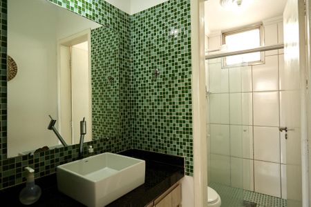 Apartamento à venda com 69m², 2 quartos e sem vagaBanheiro