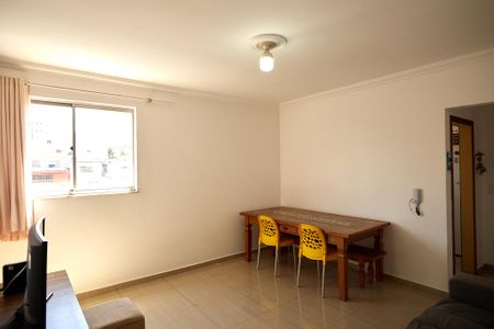 Apartamento à venda com 69m², 2 quartos e sem vagaSala