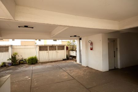 Apartamento à venda com 69m², 2 quartos e sem vagaÁrea comum