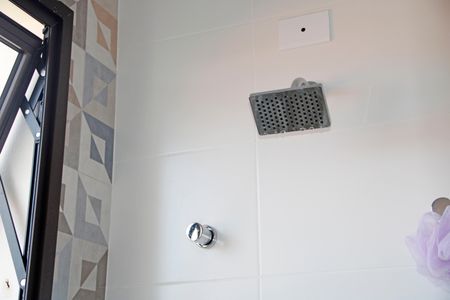 Casa de condomínio para alugar com 469m², 4 quartos e 8 vagasBanheiro