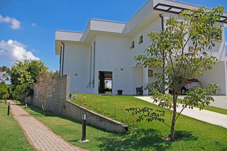 Casa de condomínio para alugar com 469m², 4 quartos e 8 vagasÁrea Externa