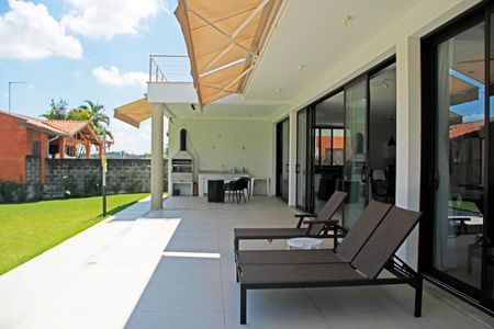 Casa de condomínio para alugar com 469m², 4 quartos e 8 vagasÁrea Externa