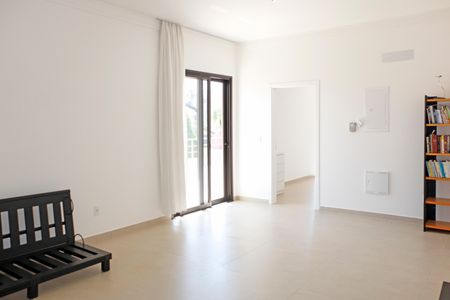 Casa de condomínio para alugar com 469m², 4 quartos e 8 vagasHall