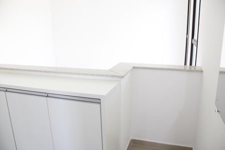 Casa de condomínio para alugar com 469m², 4 quartos e 8 vagasCorredor