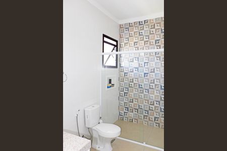 Casa de condomínio para alugar com 469m², 4 quartos e 8 vagasBanheiro