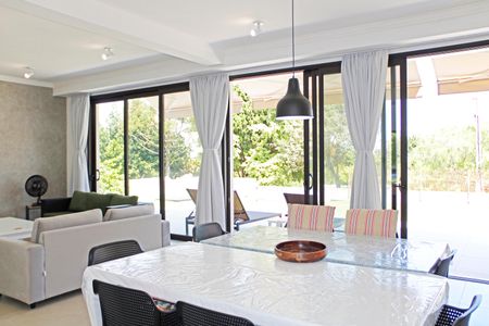 Casa de condomínio para alugar com 469m², 4 quartos e 8 vagasSala