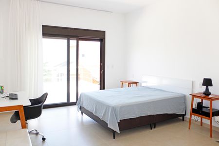 Casa de condomínio para alugar com 469m², 4 quartos e 8 vagasQuarto 3