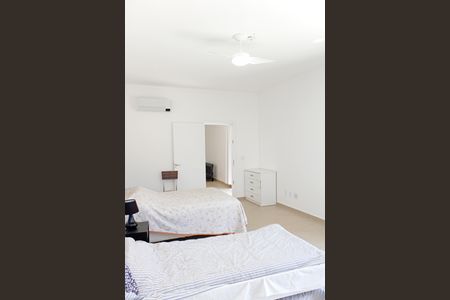 Casa de condomínio para alugar com 469m², 4 quartos e 8 vagasQuarto 4