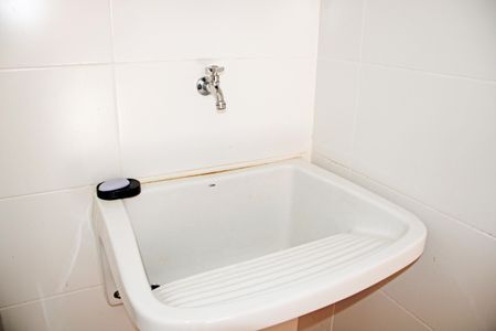 Casa de condomínio para alugar com 469m², 4 quartos e 8 vagasÁrea de Serviço