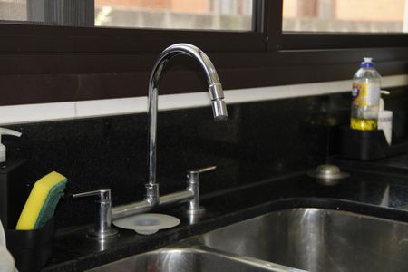 Casa de condomínio para alugar com 469m², 4 quartos e 8 vagasCozinha