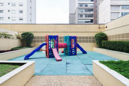 Apartamento à venda com 101m², 3 quartos e 2 vagasÁrea comum - Playground