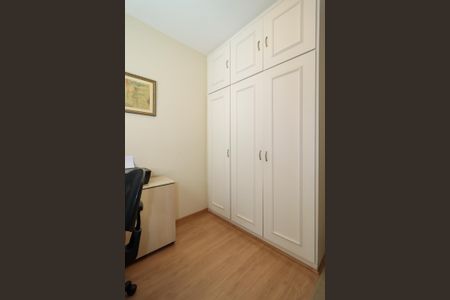 Apartamento à venda com 101m², 3 quartos e 2 vagasQuarto 3