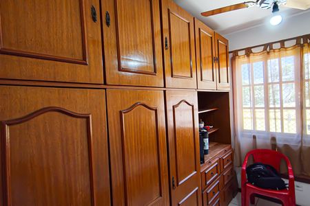 Casa de condomínio à venda com 250m², 4 quartos e 1 vagaQuarto 2