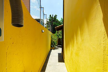 Casa de condomínio à venda com 250m², 4 quartos e 1 vagaÁrea de Serviço