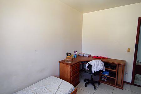 Casa de condomínio à venda com 250m², 4 quartos e 1 vagaQuarto 2