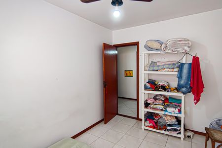 Casa de condomínio à venda com 250m², 4 quartos e 1 vagaQuarto 2