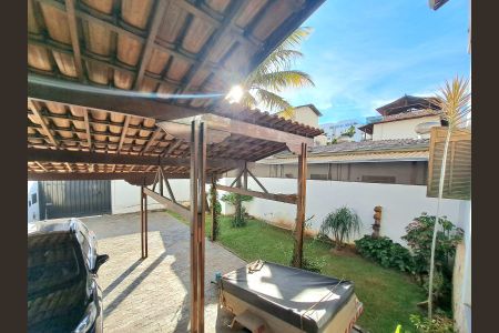 Casa à venda com 360m², 5 quartos e 6 vagasÁrea comum