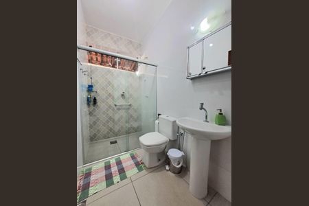 Casa à venda com 360m², 5 quartos e 6 vagasBanheiro Social