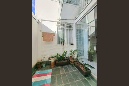 Casa à venda com 360m², 5 quartos e 6 vagasÁrea comum