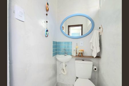 Casa à venda com 360m², 5 quartos e 6 vagasBanheiro/Suíte 2