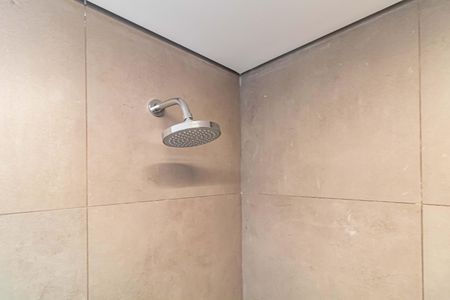 Apartamento à venda com 57m², 1 quarto e 1 vagaSuite - Banheiro