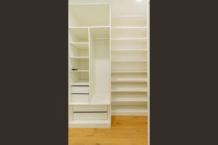 Casa para alugar com 109m², 3 quartos e 2 vagasCloset Suíte