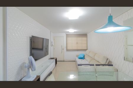 Casa para alugar com 109m², 3 quartos e 2 vagasSala