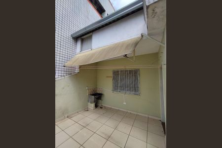 Casa à venda com 167m², 2 quartos e 1 vaga Casa à venda com 167m², 2 quartos e 1 vagaÁrea de cima