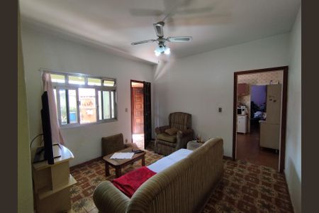 Casa à venda com 167m², 2 quartos e 1 vaga Casa à venda com 167m², 2 quartos e 1 vagaSala