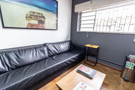 Casa à venda com 350m², 3 quartos e 4 vagas Casa à venda com 350m², 3 quartos e 4 vagasHall Superior