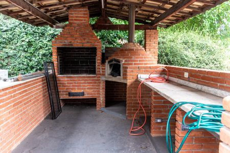 Casa à venda com 350m², 3 quartos e 4 vagas Casa à venda com 350m², 3 quartos e 4 vagasChurrasqueira