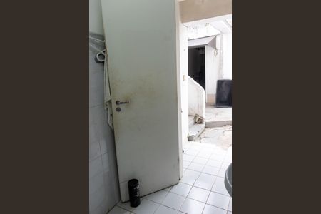 Casa à venda com 350m², 3 quartos e 4 vagas Casa à venda com 350m², 3 quartos e 4 vagasBanheiro de Serviço